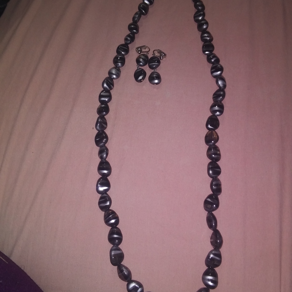 Vintage necklace and earring set
